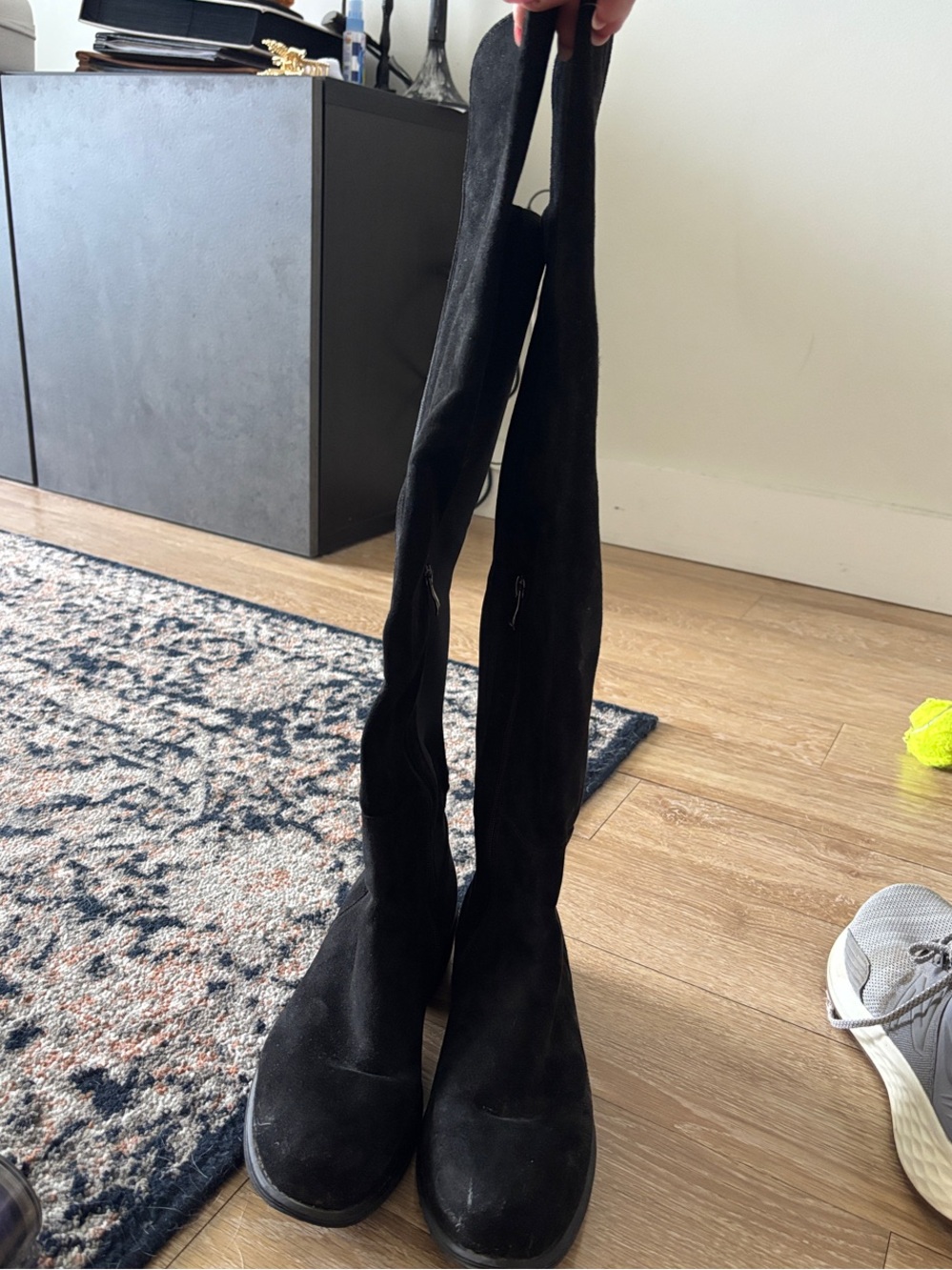 Black Over-the-Knee Women's Suede Boots